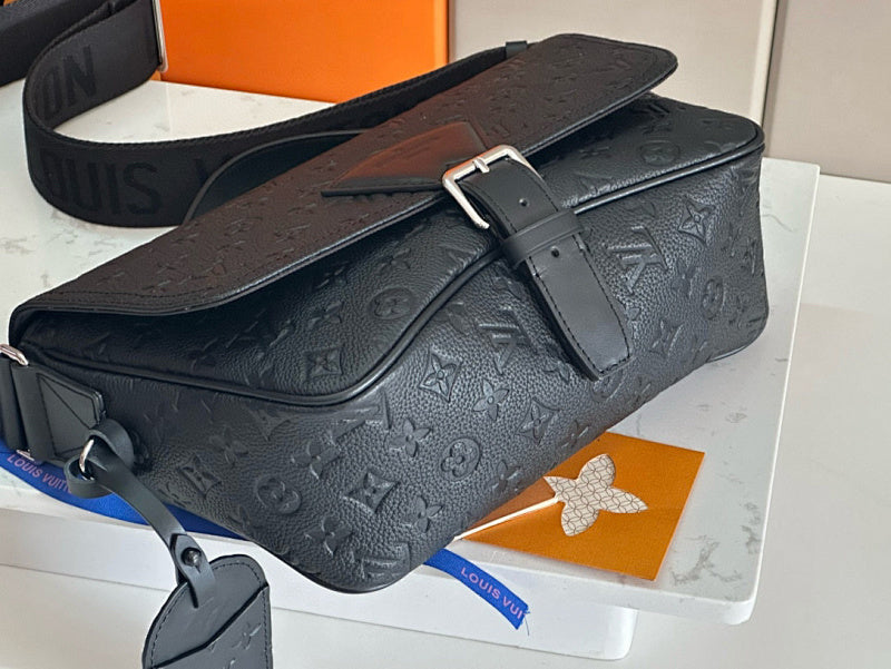 Dragons Bags ln Luxury Bag --70452