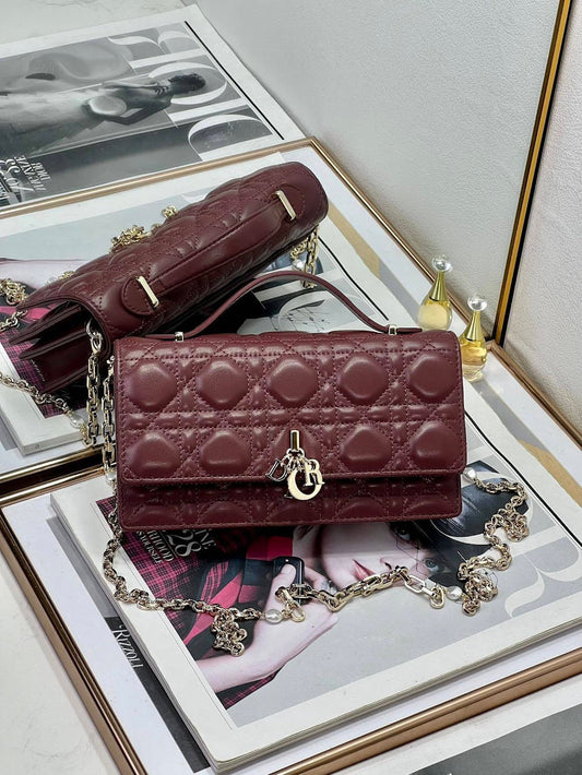 Dragons BagsDiorn Luxury Bag --116209