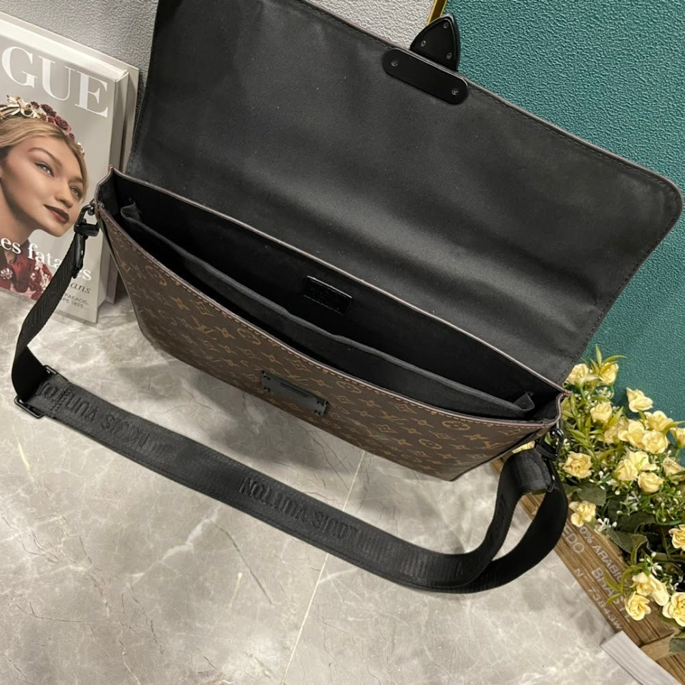 Dragons Bags ln Luxury Bag --70104