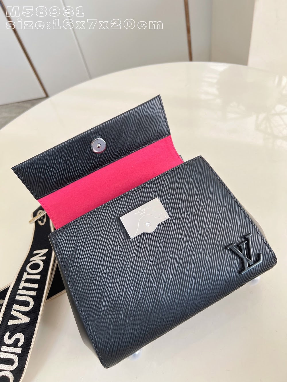 Dragons Bags ln Luxury Bag --95811