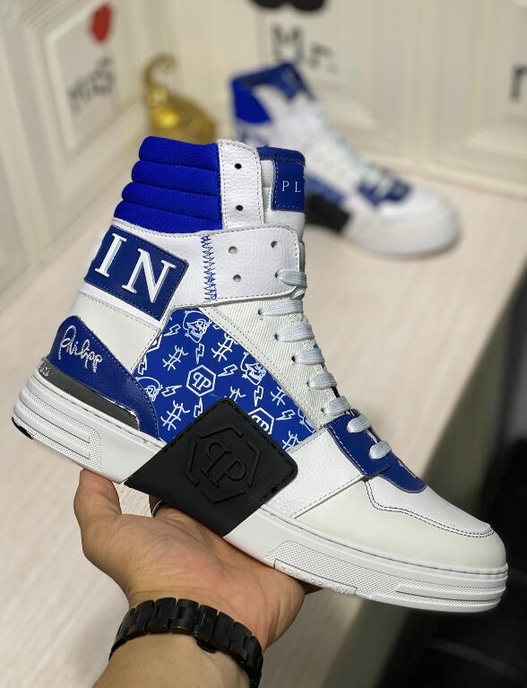 Dragons Bags Detail