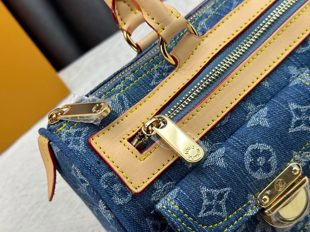 Dragons Bags ln Luxury Bag --76994