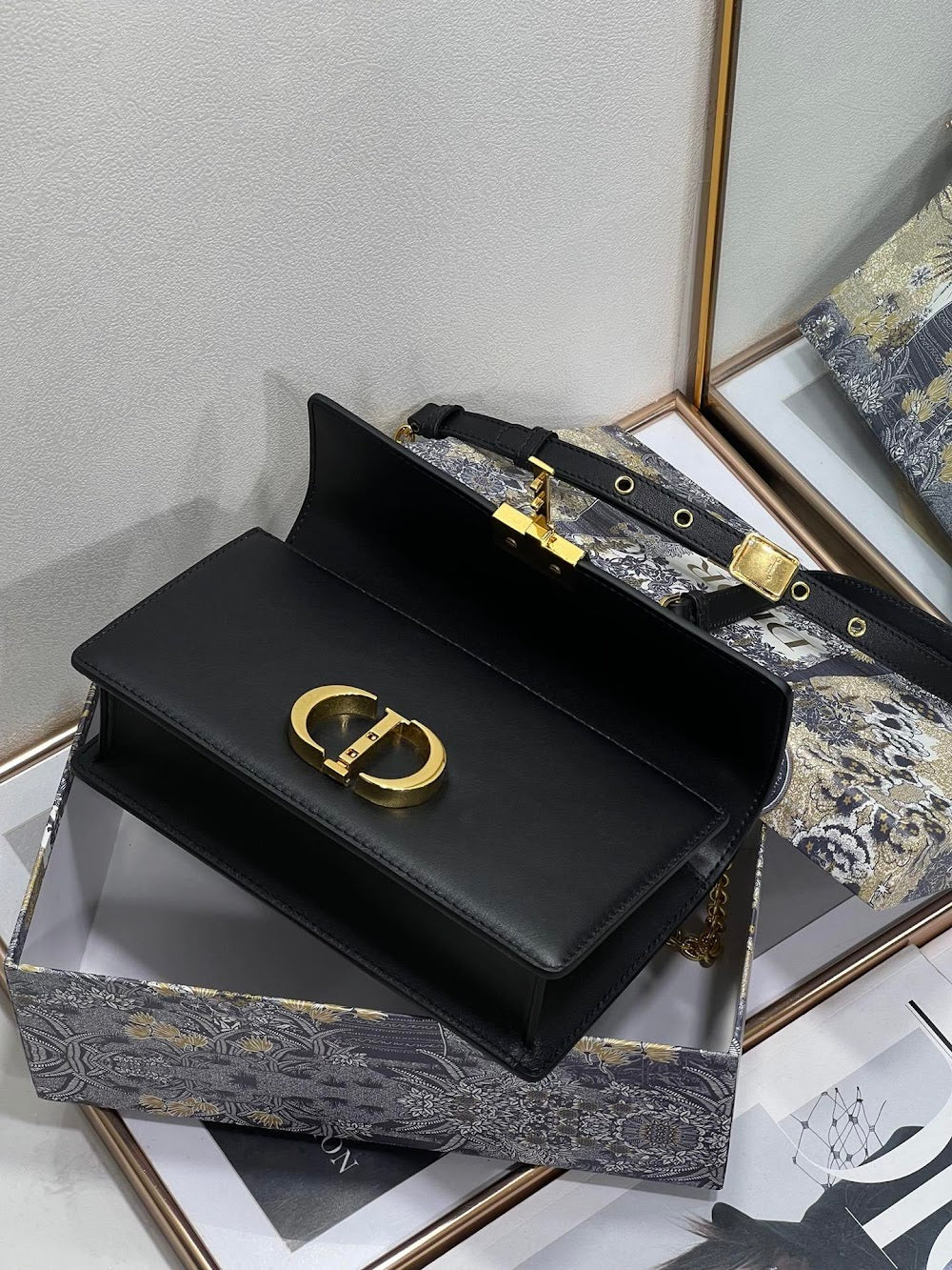 Dragons BagsDiorn Luxury Bag --116175