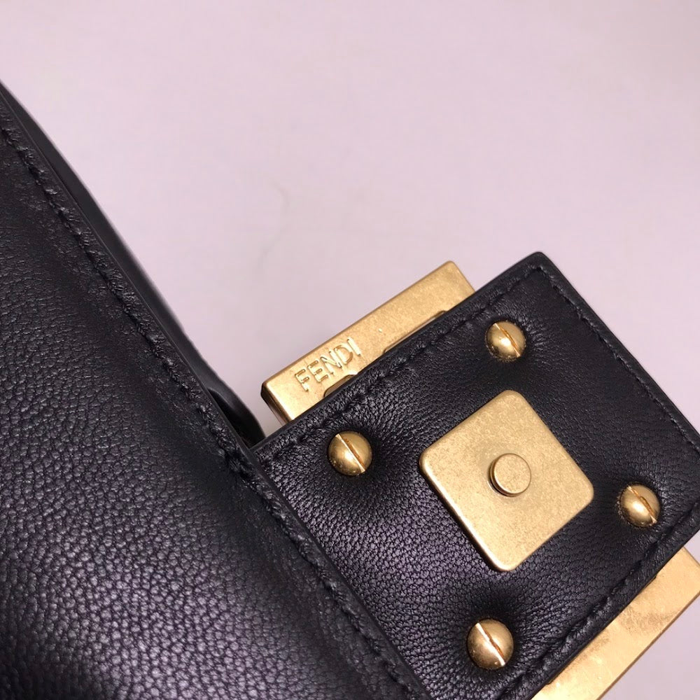 new-luxury-designer-bags-nm15270