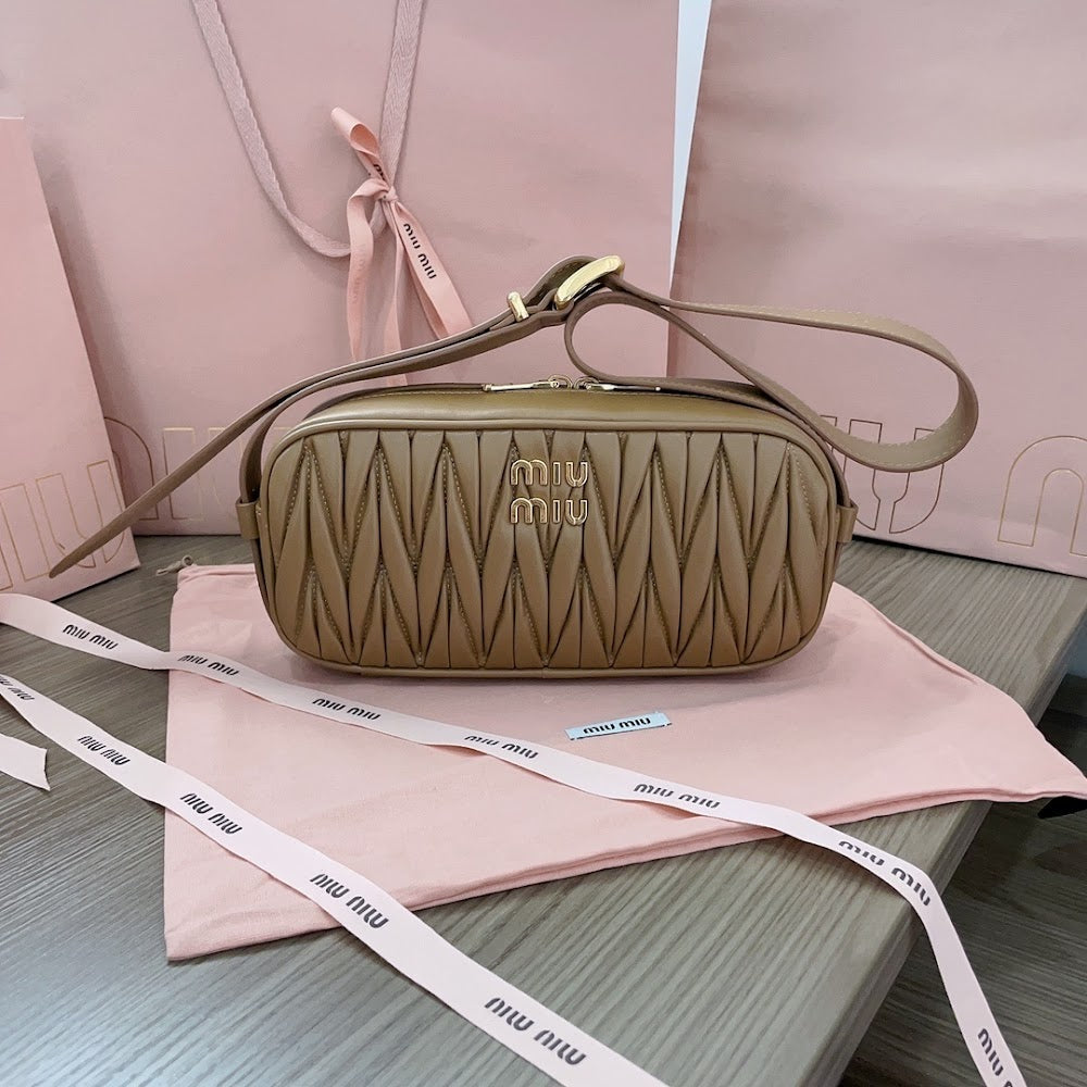 Dragons Bags Miun Miun Luxury Bag --123262