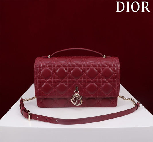 Dragons BagsDiorn Luxury Bag --116287