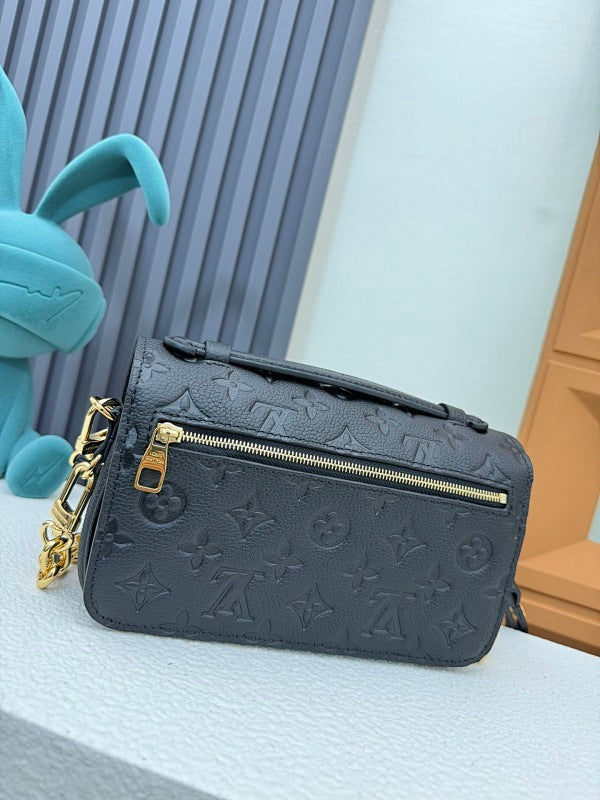 Dragons Bags ln Luxury Bag --81399