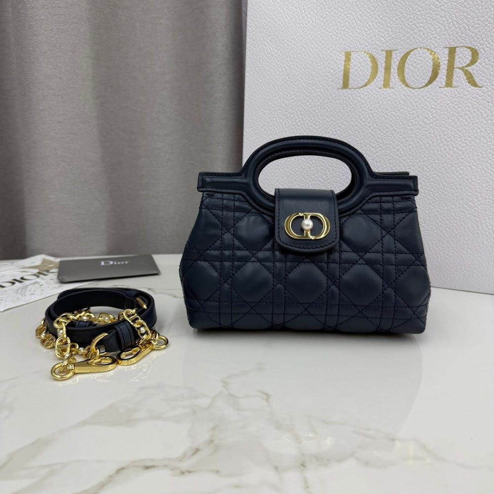 Dragons BagsDiorn Luxury Bag --116101