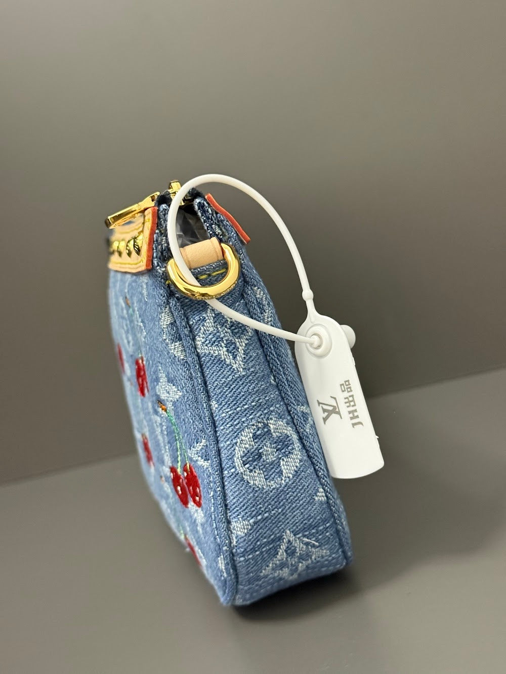 Dragons Bags ln Luxury Bag --96917