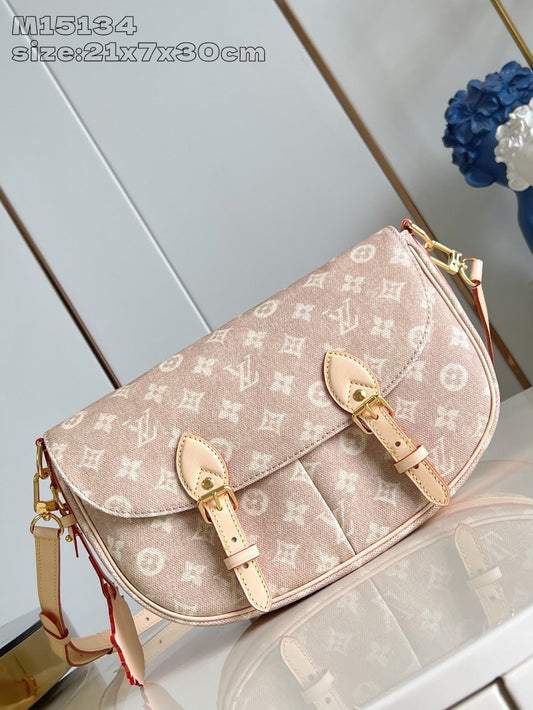 Dragons Bags ln Luxury Bag --97361