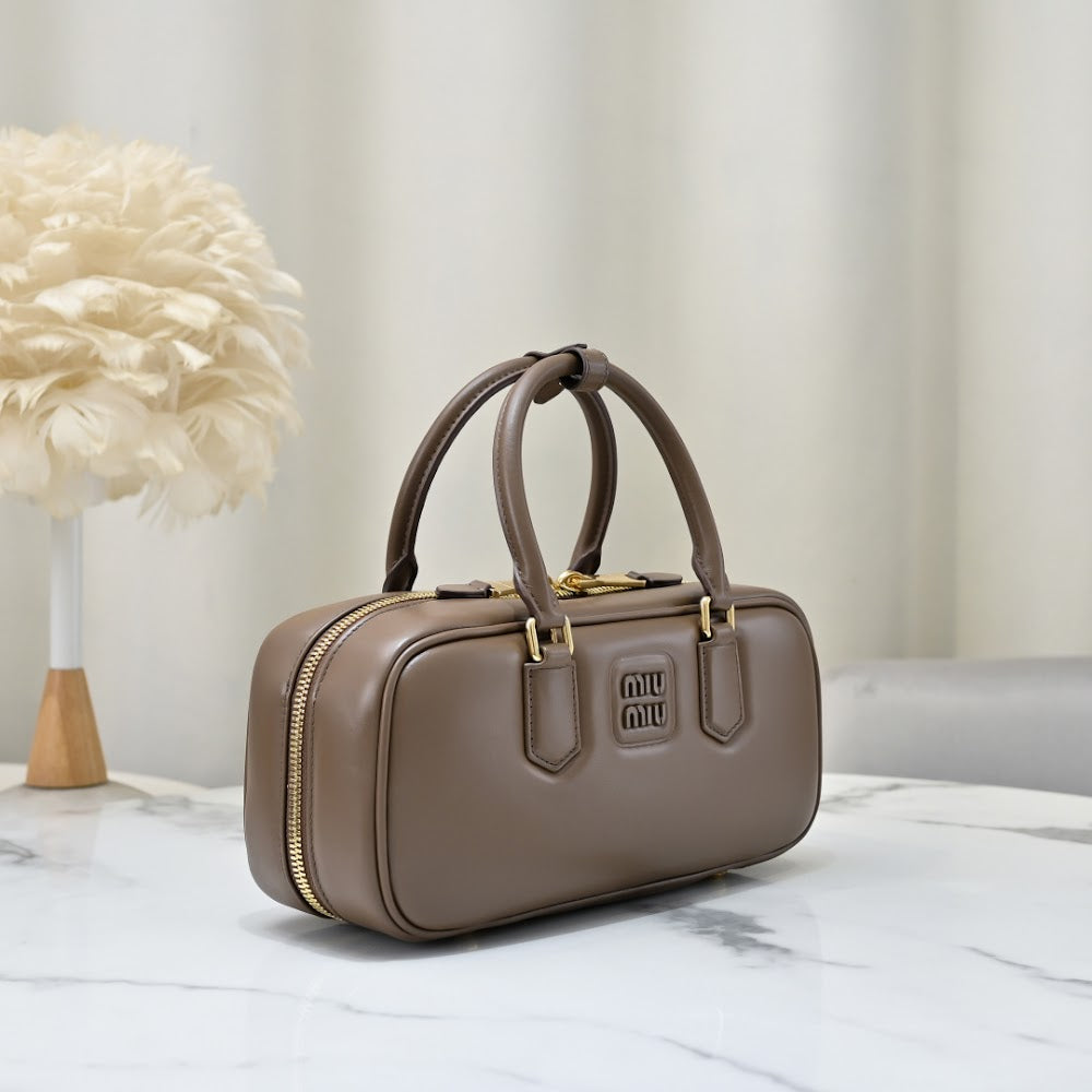 Dragons Bags Miun Miun Luxury Bag --123475