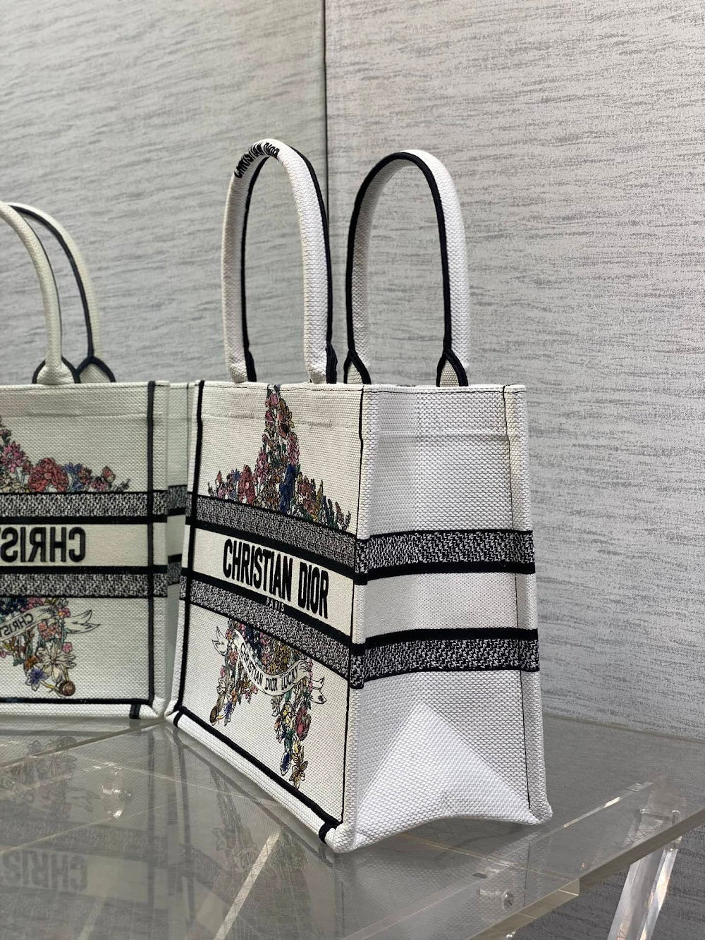 new-luxury-designer-bags-nm16863
