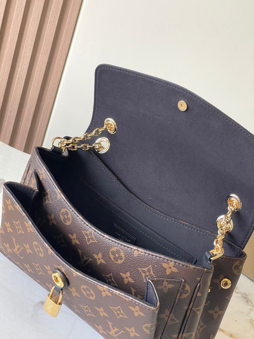 Dragons Bags ln Luxury Bag --95703