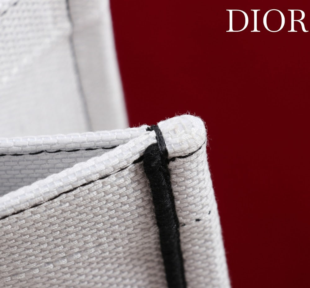 Dragons BagsDiorn Luxury Bag --116159