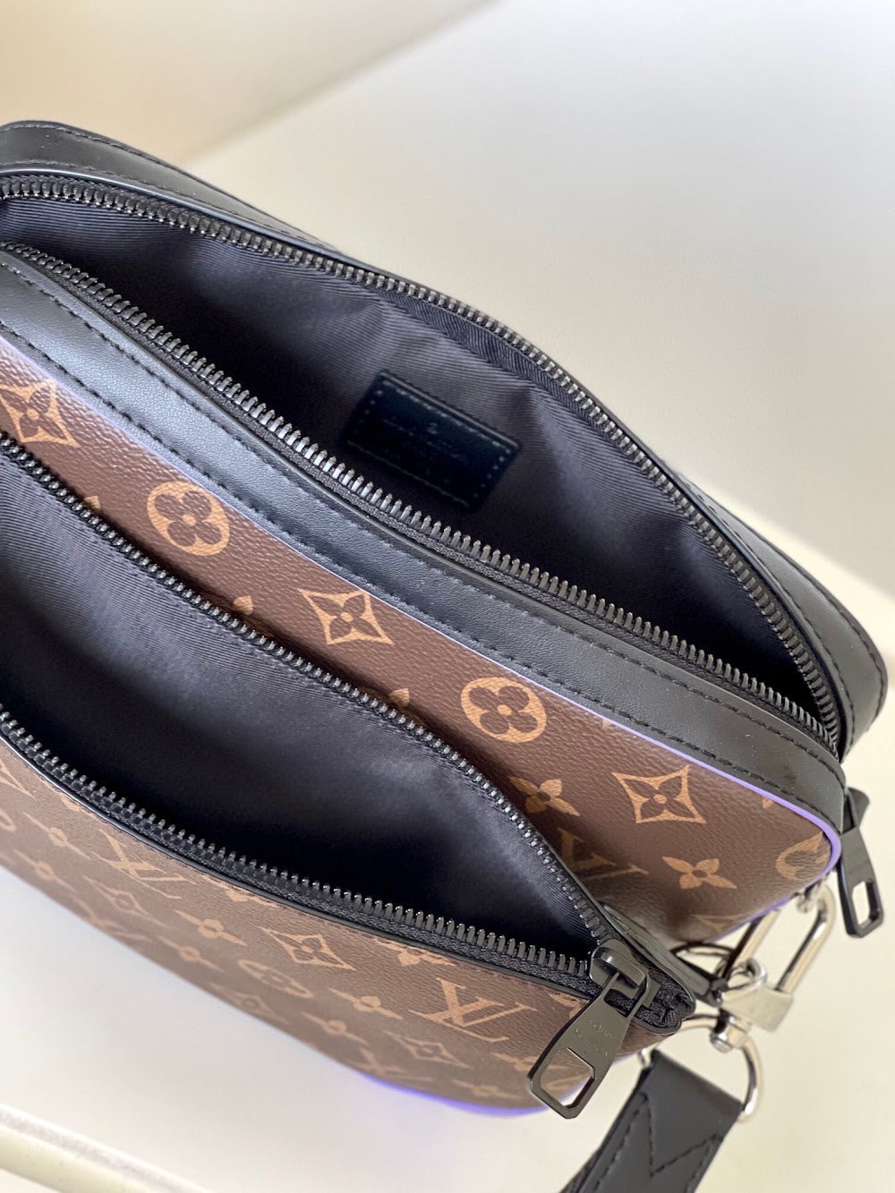 Dragons Bags ln Luxury Bag --70190