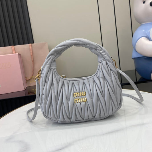 Dragons Bags Miun Miun Luxury Bag --122172