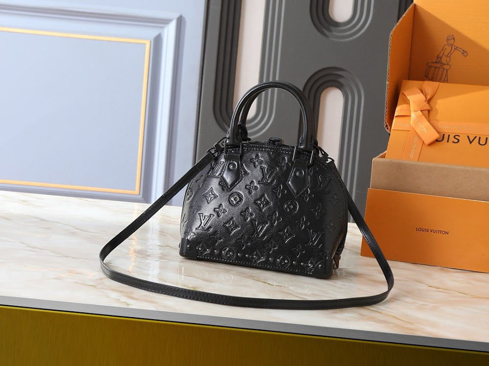 Dragons Bags ln Luxury Bag --81850