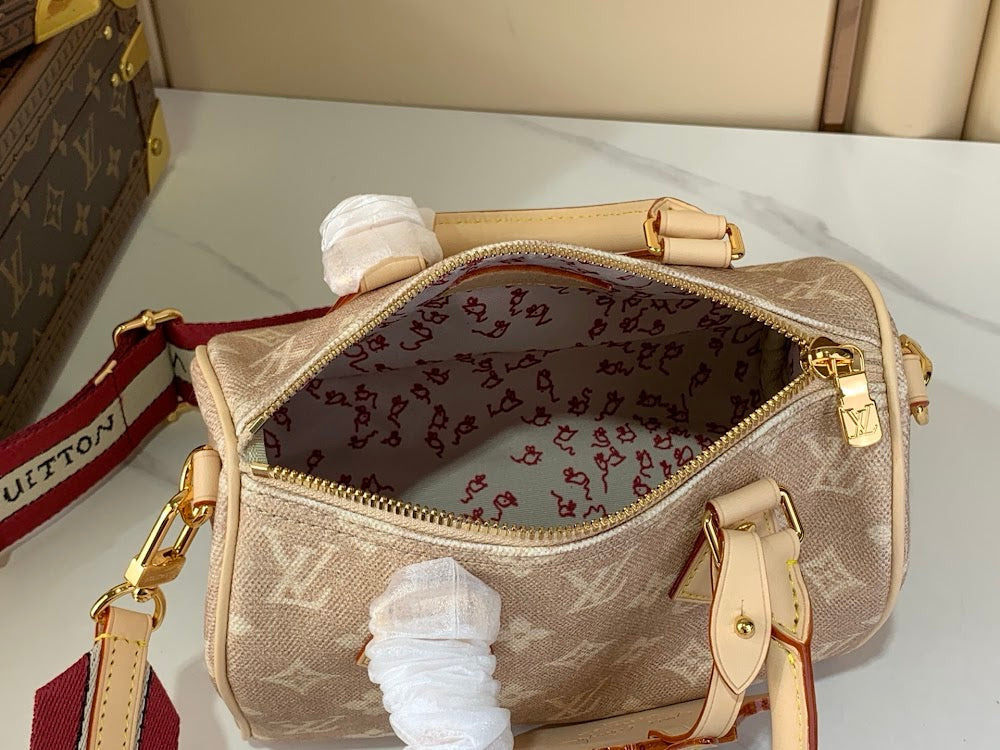 Dragons Bags ln Luxury Bag --69804