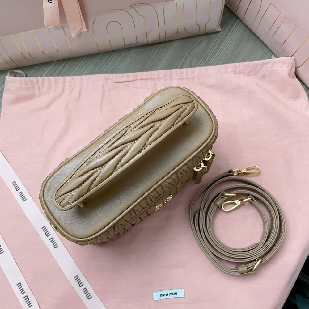 Dragons Bags Miun Miun Luxury Bag --123263