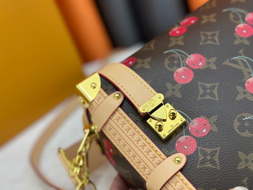Dragons Bags ln Luxury Bag --76716