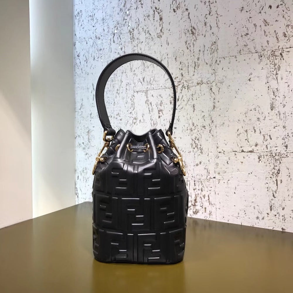 new-luxury-designer-bags-nm15180