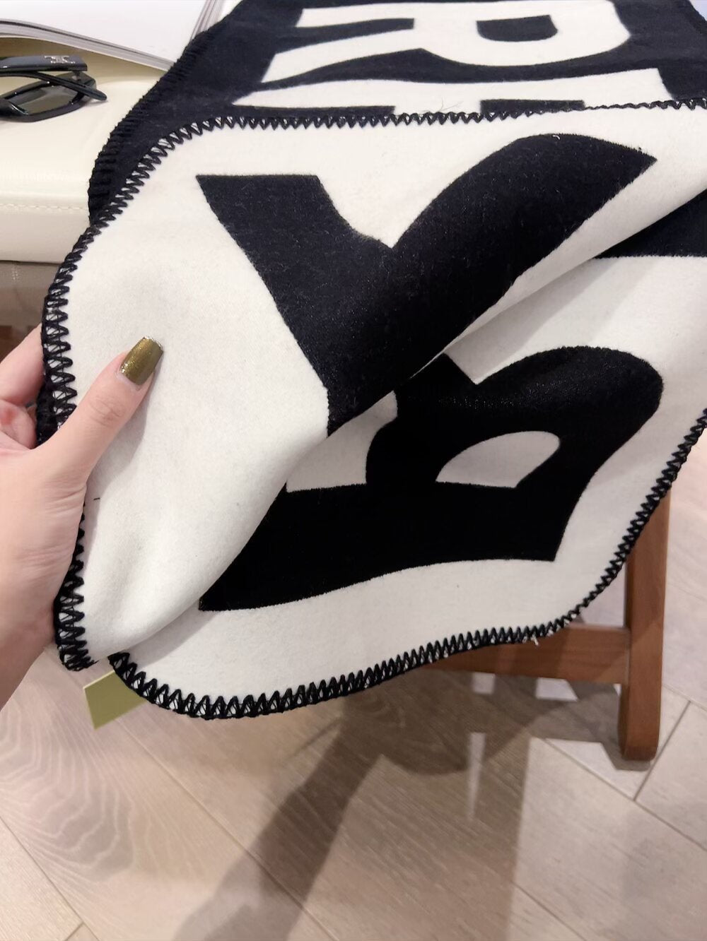 Dragons Bags Premium Designer Scarf --99064