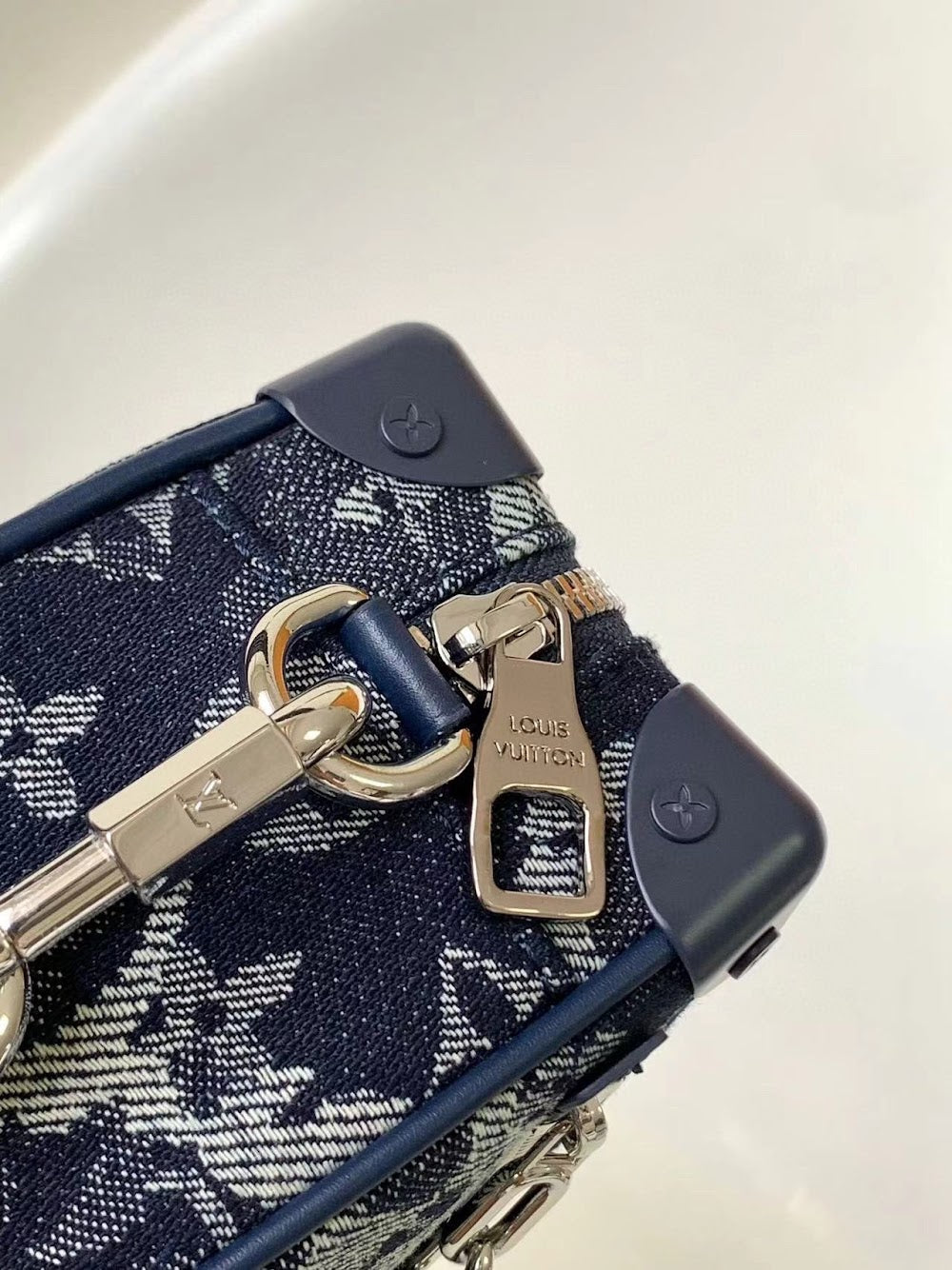 Dragons Bags ln Luxury Bag --71730