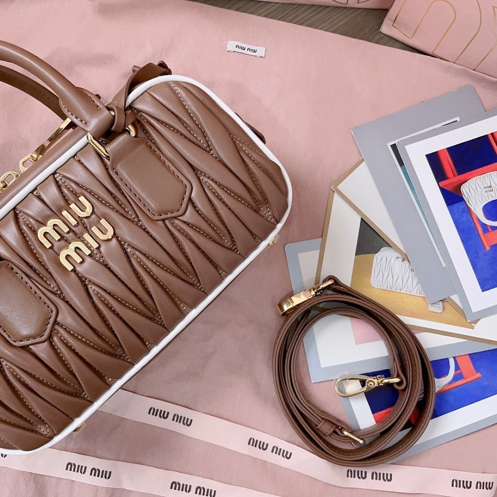 Dragons Bags Miun Miun Luxury Bag --122609
