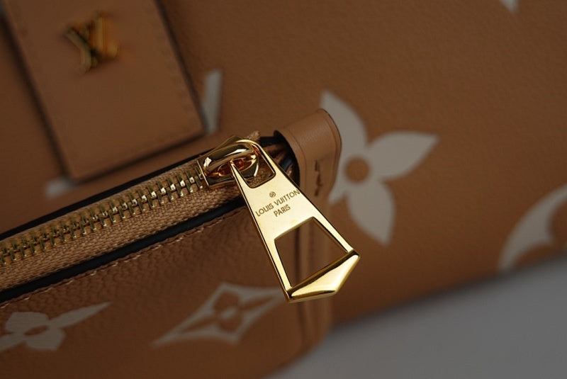 Dragons Bags ln Luxury Bag --67836