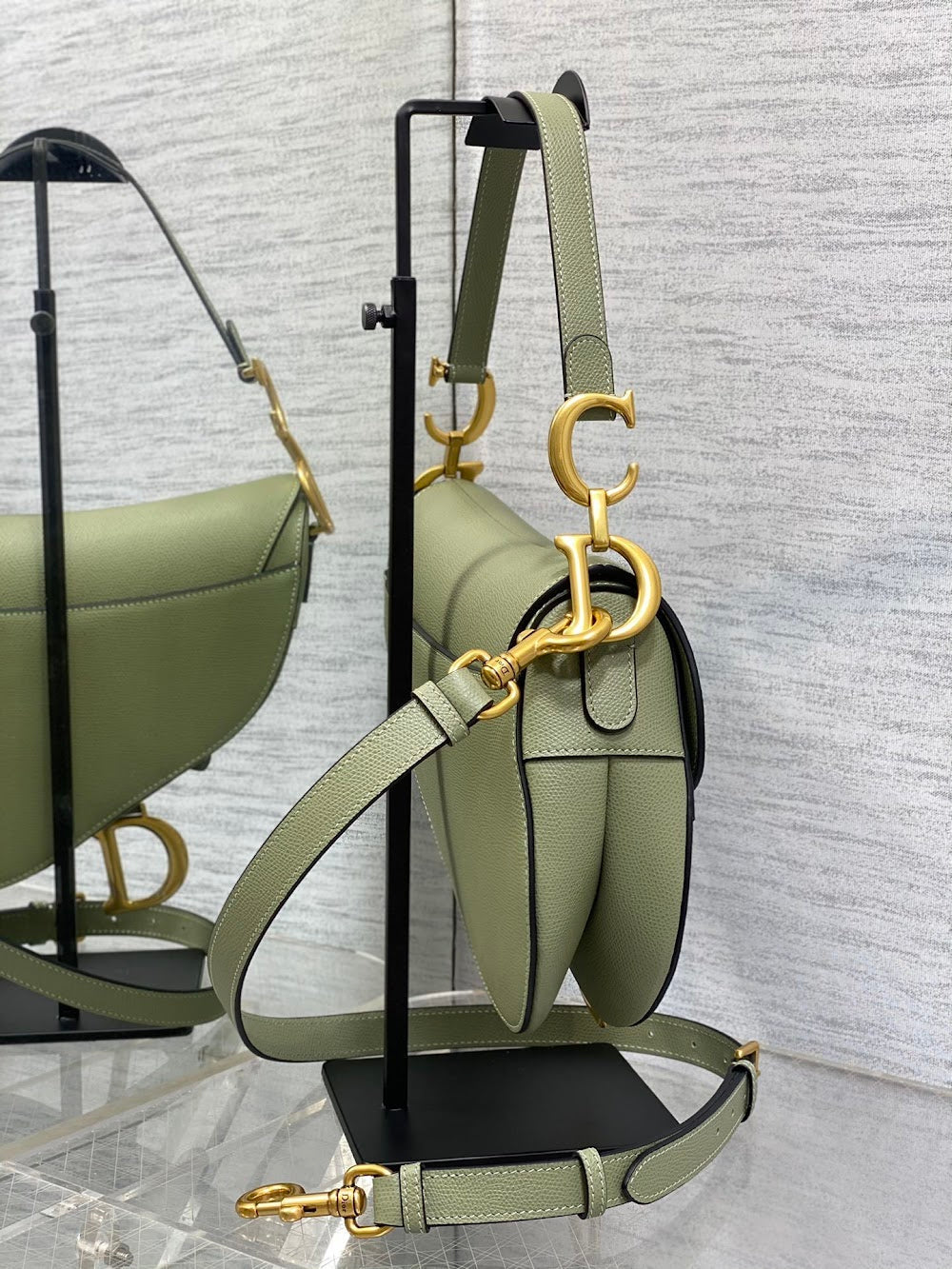 Dragons BagsDiorn Luxury Bag --115010