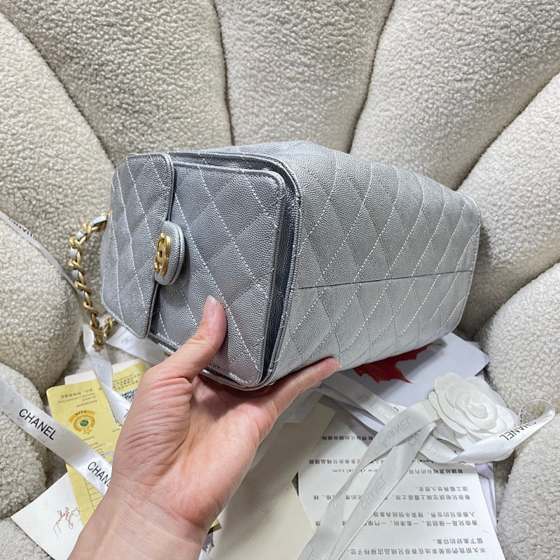 new-luxury-designer-bags-nm9647