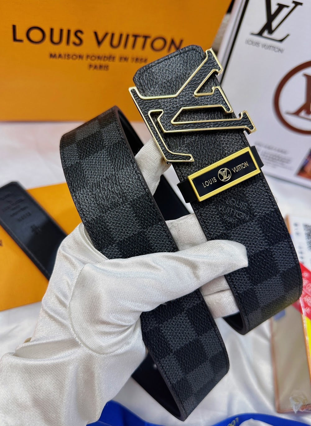 Dragons Bags ln Luxury Belt --110219