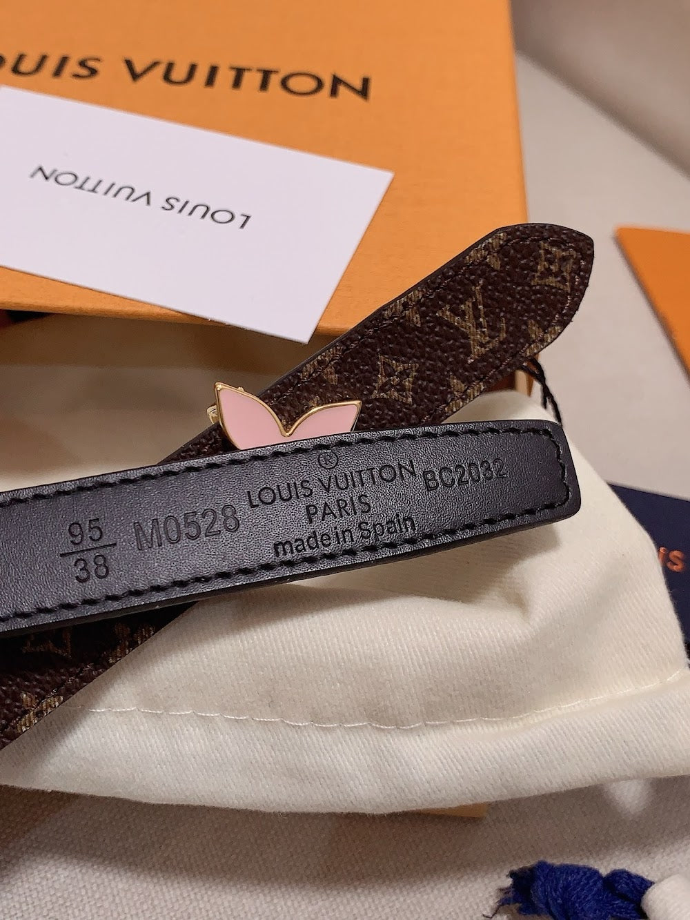 Dragons Bags ln Luxury Belt --100313