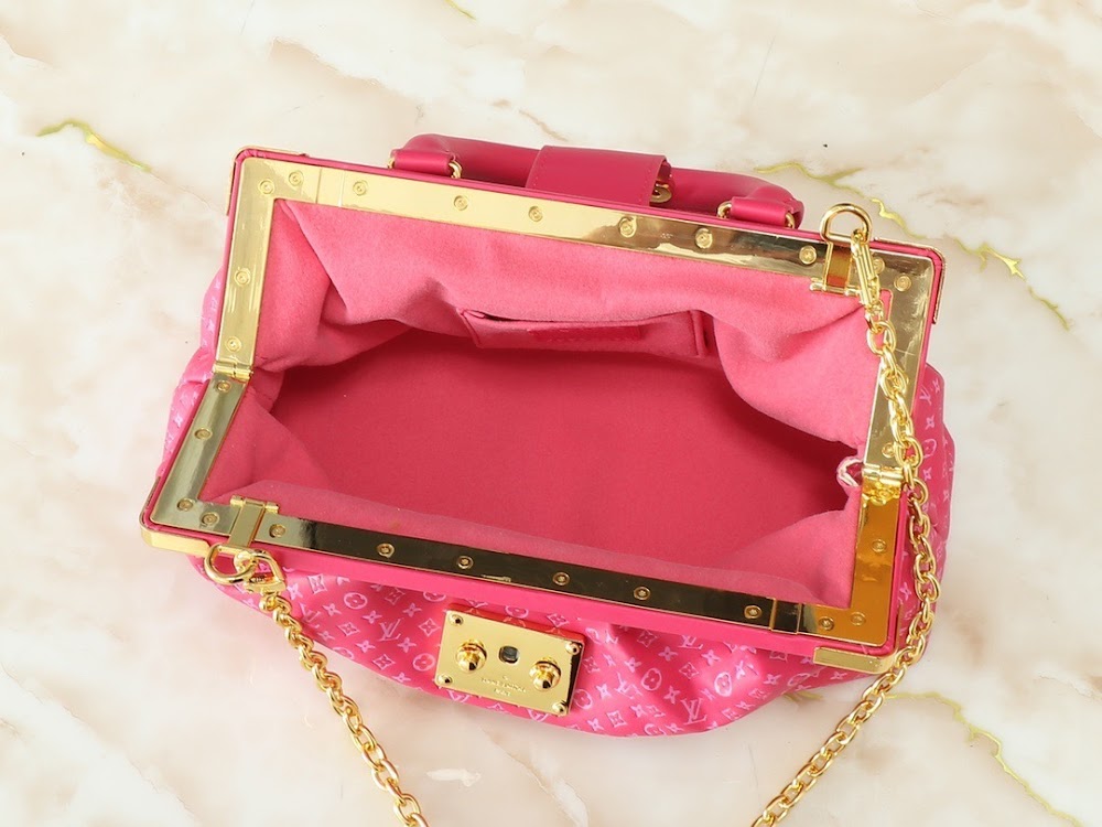 Dragons Bags ln Luxury Bag --78656