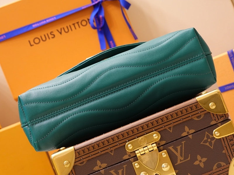Dragons Bags ln Luxury Bag --66573