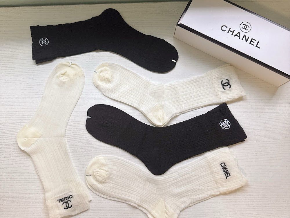 Dragons Bags Premium Luxury Socks --98591