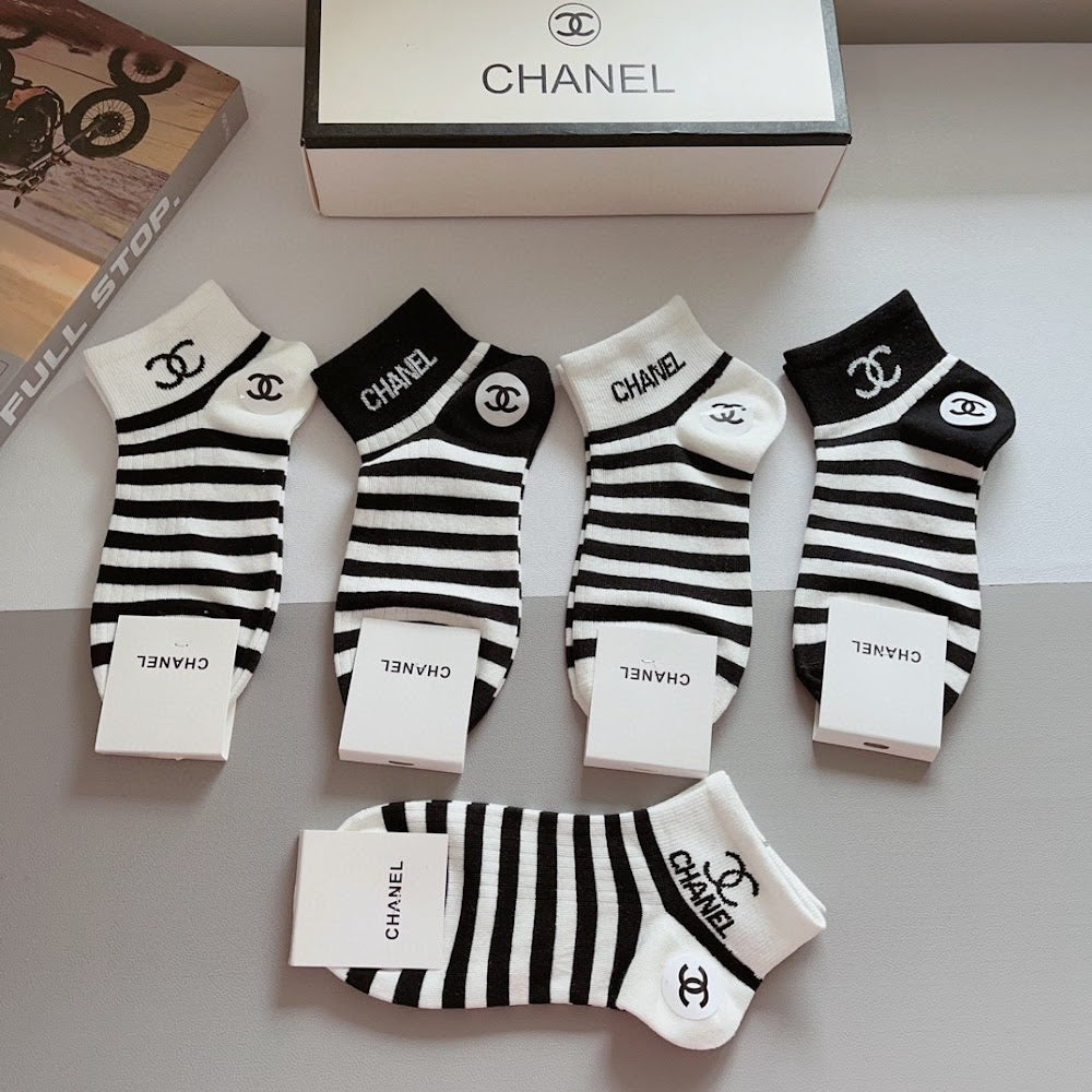 Dragons Bags Premium Luxury Socks --97720