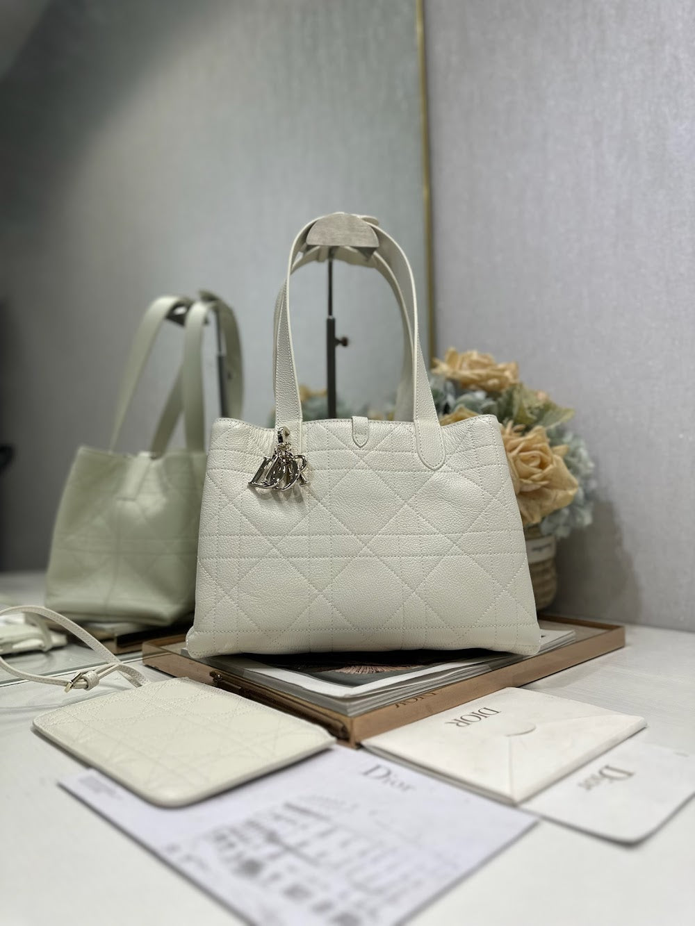 Dragons BagsDiorn Luxury Bag --116132