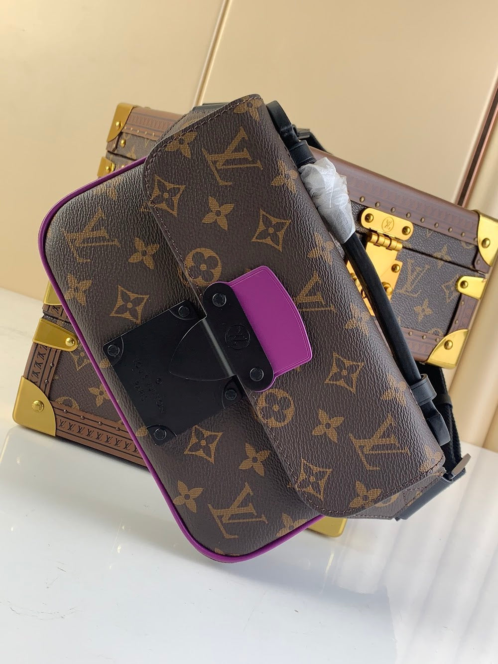 Dragons Bags ln Luxury Bag --61157