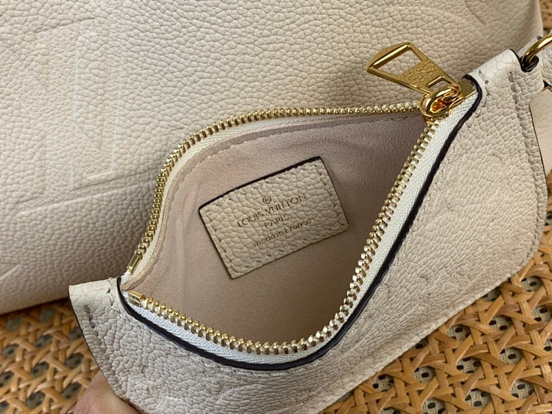 Dragons Bags ln Luxury Bag --69358