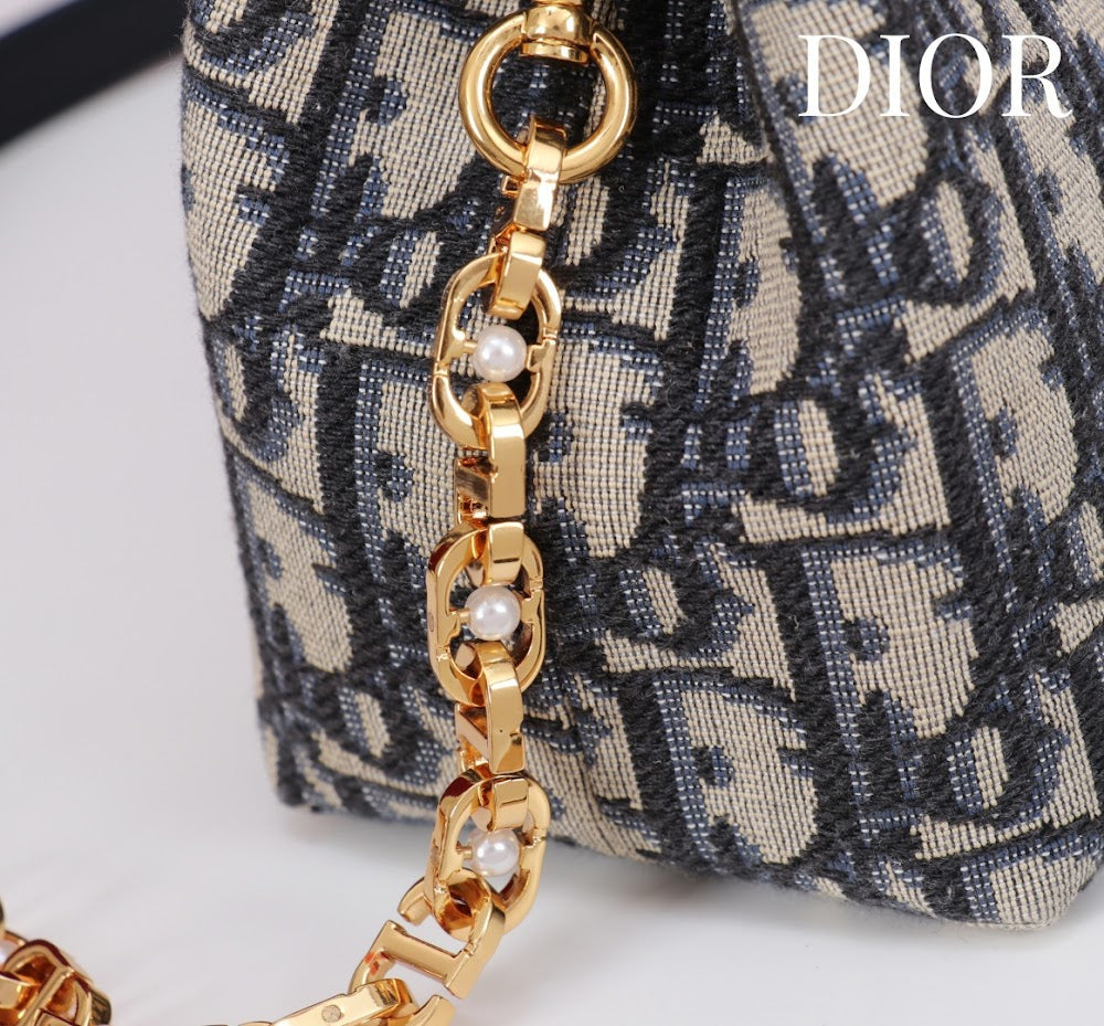 Dragons BagsDiorn Luxury Bag --114560