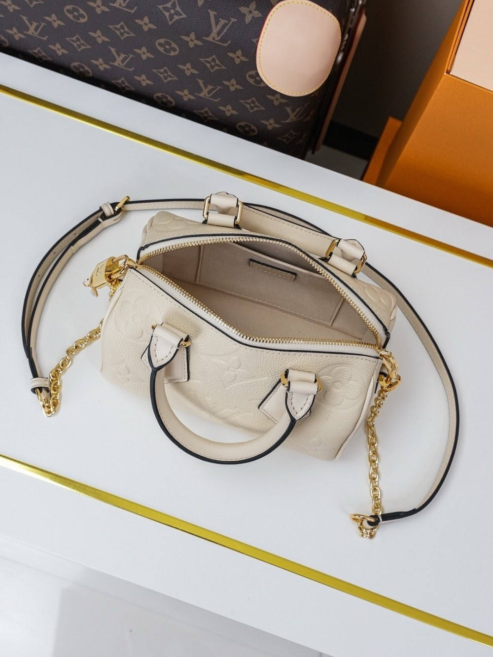 Dragons Bags ln Luxury Bag --81829