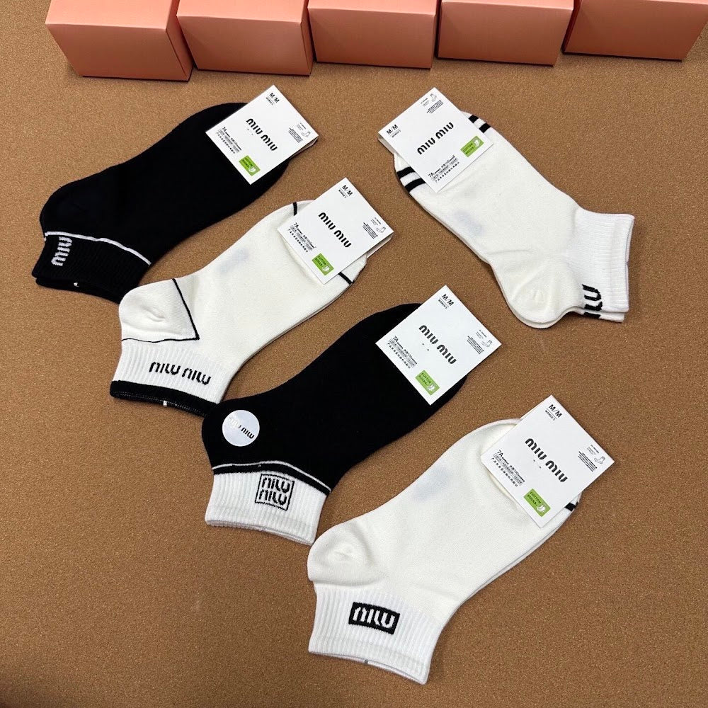 Dragons Bags Premium Luxury Socks --98448