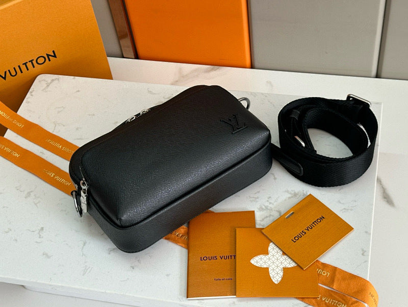 Dragons Bags ln Luxury Bag --70900