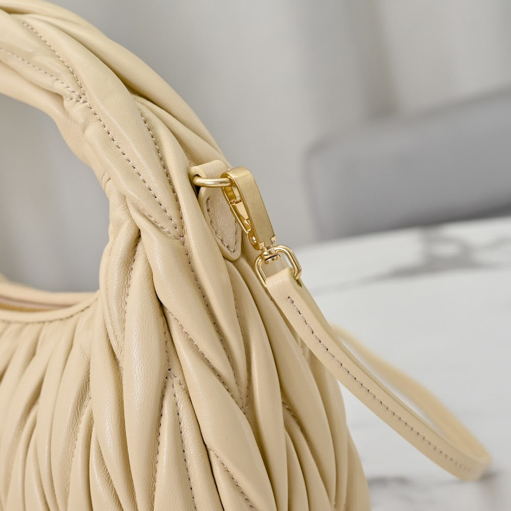 Dragons Bags Miun Miun Luxury Bag --123130