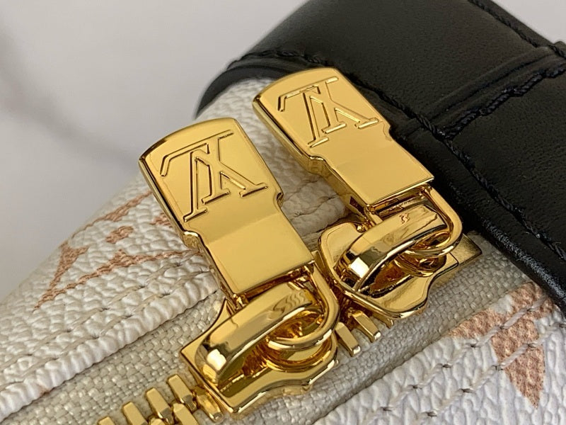 Dragons Bags ln Luxury Bag --62836