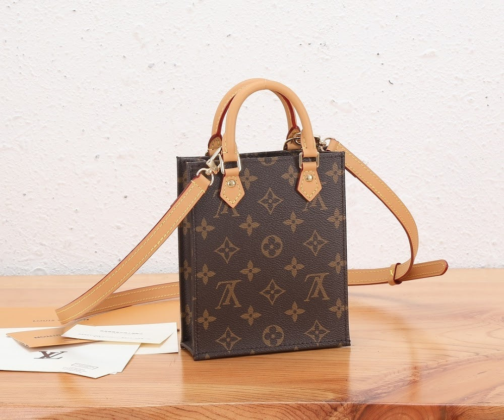 Dragons Bags ln Luxury Bag --97243