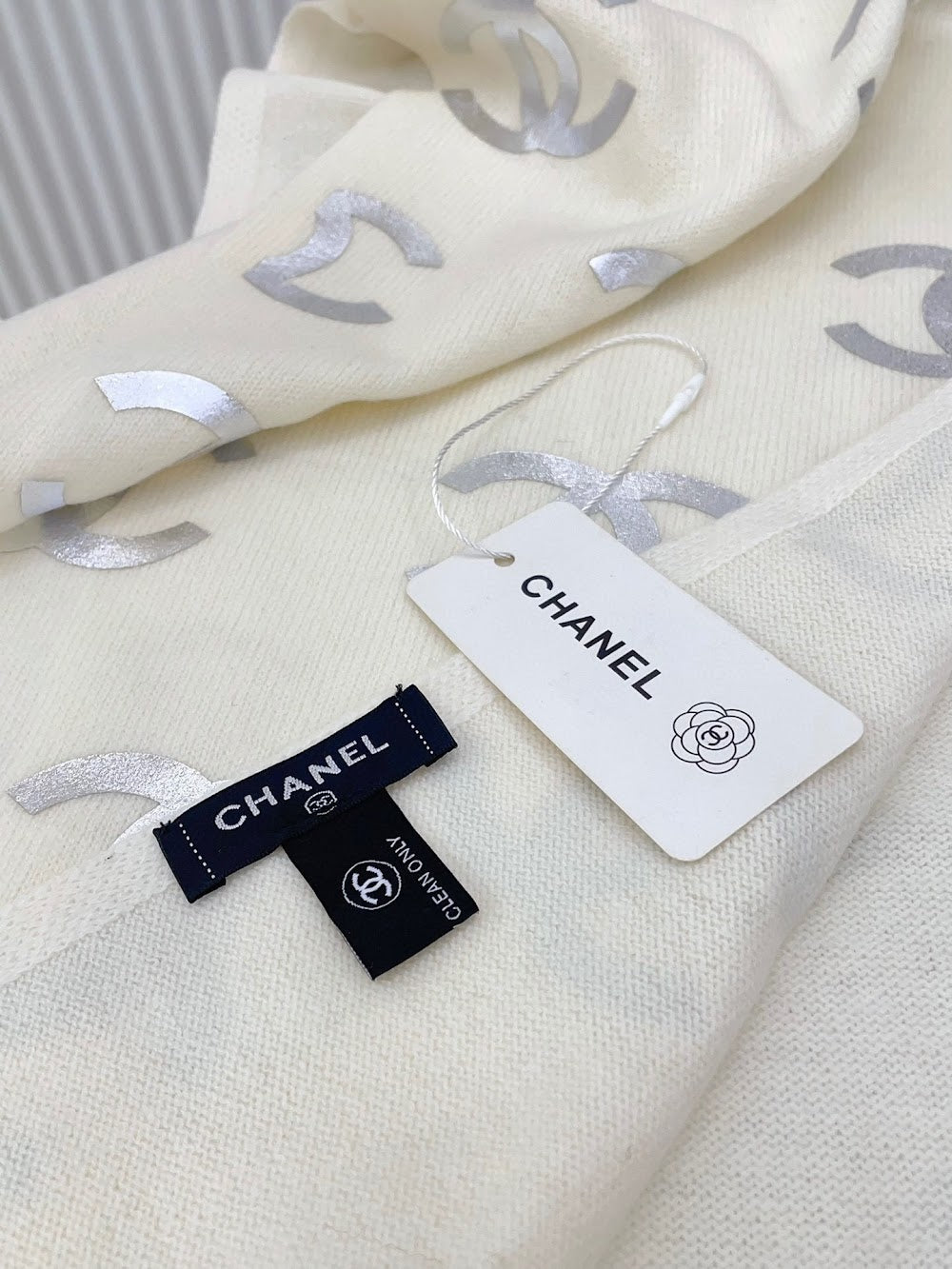 Dragons Bags Premium Designer Scarf --98874