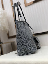 new-luxury-designer-bags-nm7988