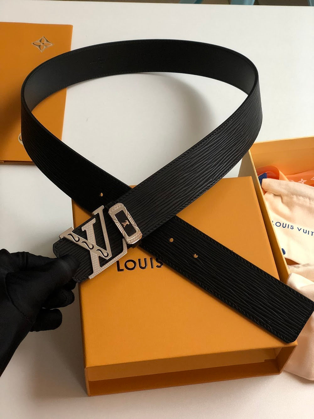 Dragons Bags ln Luxury Belt --107197